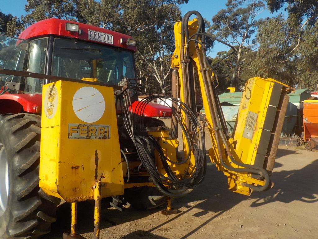 Ferri 3PL Offset Boom Flail Mower