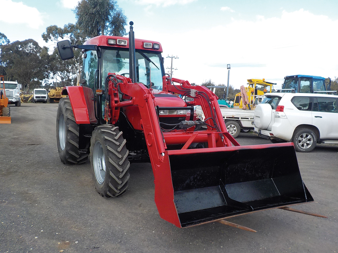 CASE IH CX70 TRACTOR.