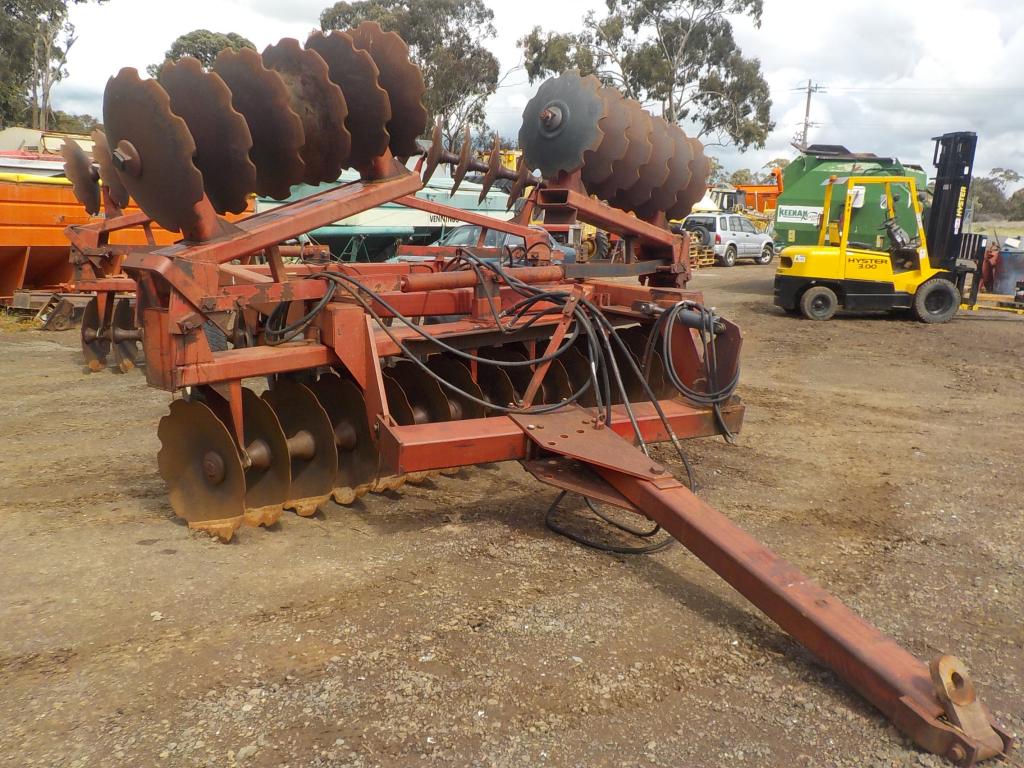 56 plate folding wing Model 770 International Offsets 