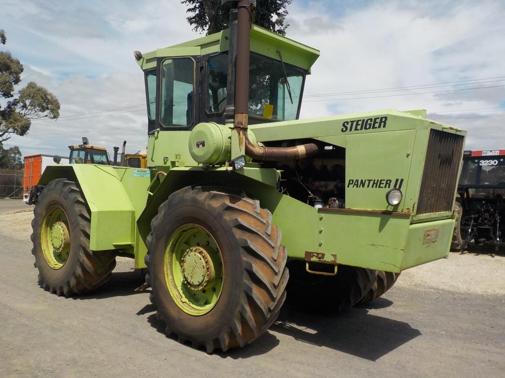STEIGER TRACTOR