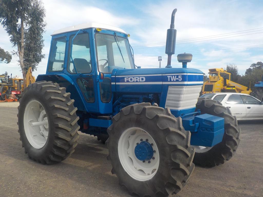 Ford TW-5 Tractor