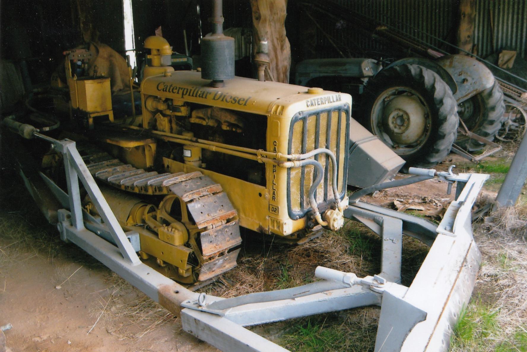 1950 CATERPILLAR D2 4U