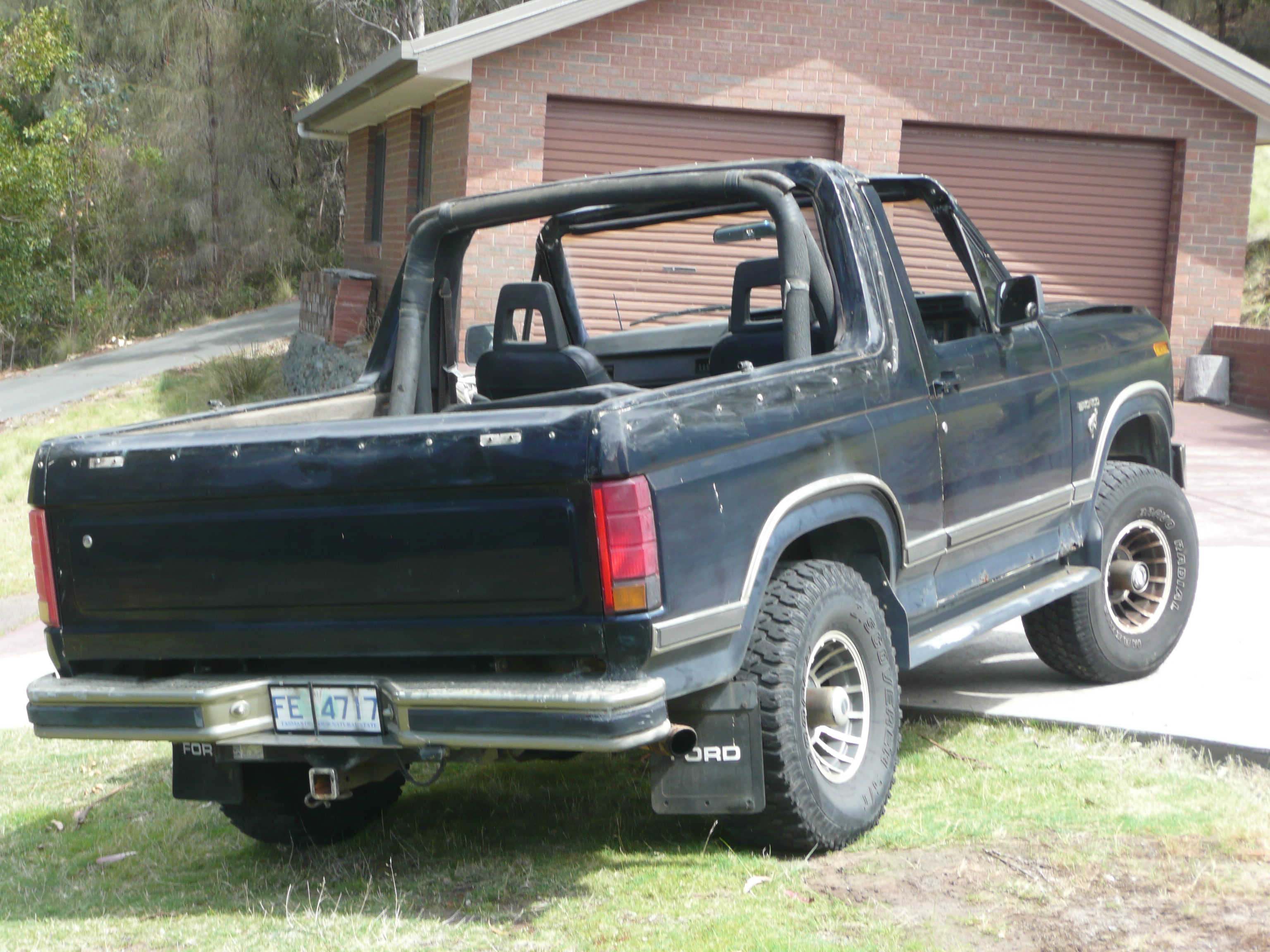1982 FORD BRONCO CUSTOM
