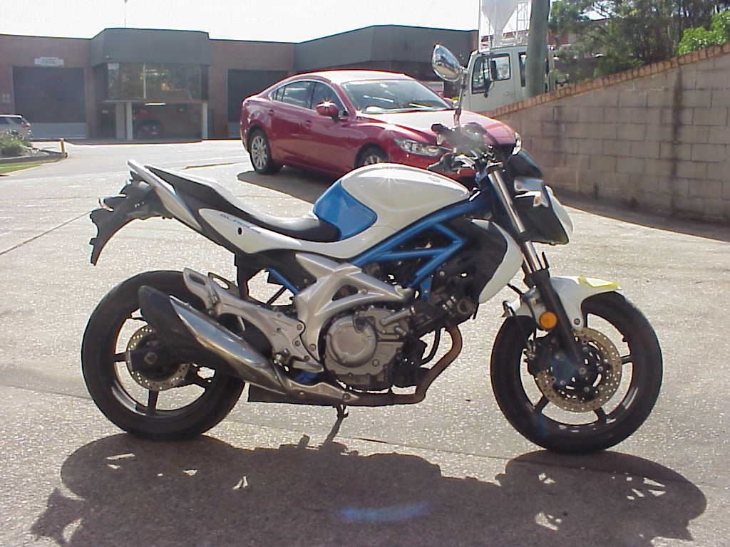 07/2009 SUZUKI SFV650 GLADIUS