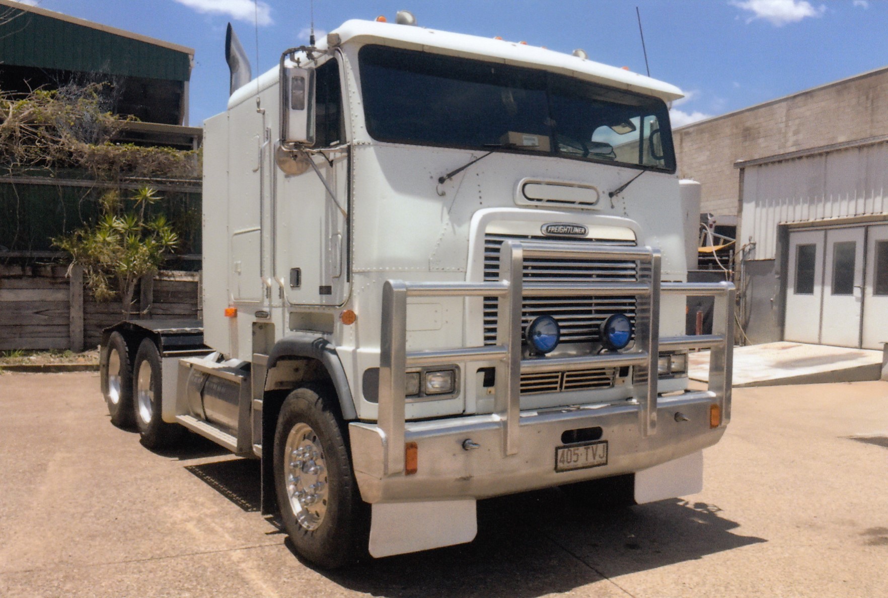 1998 FREIGHTLINER FLB 112 PRIME MOVER