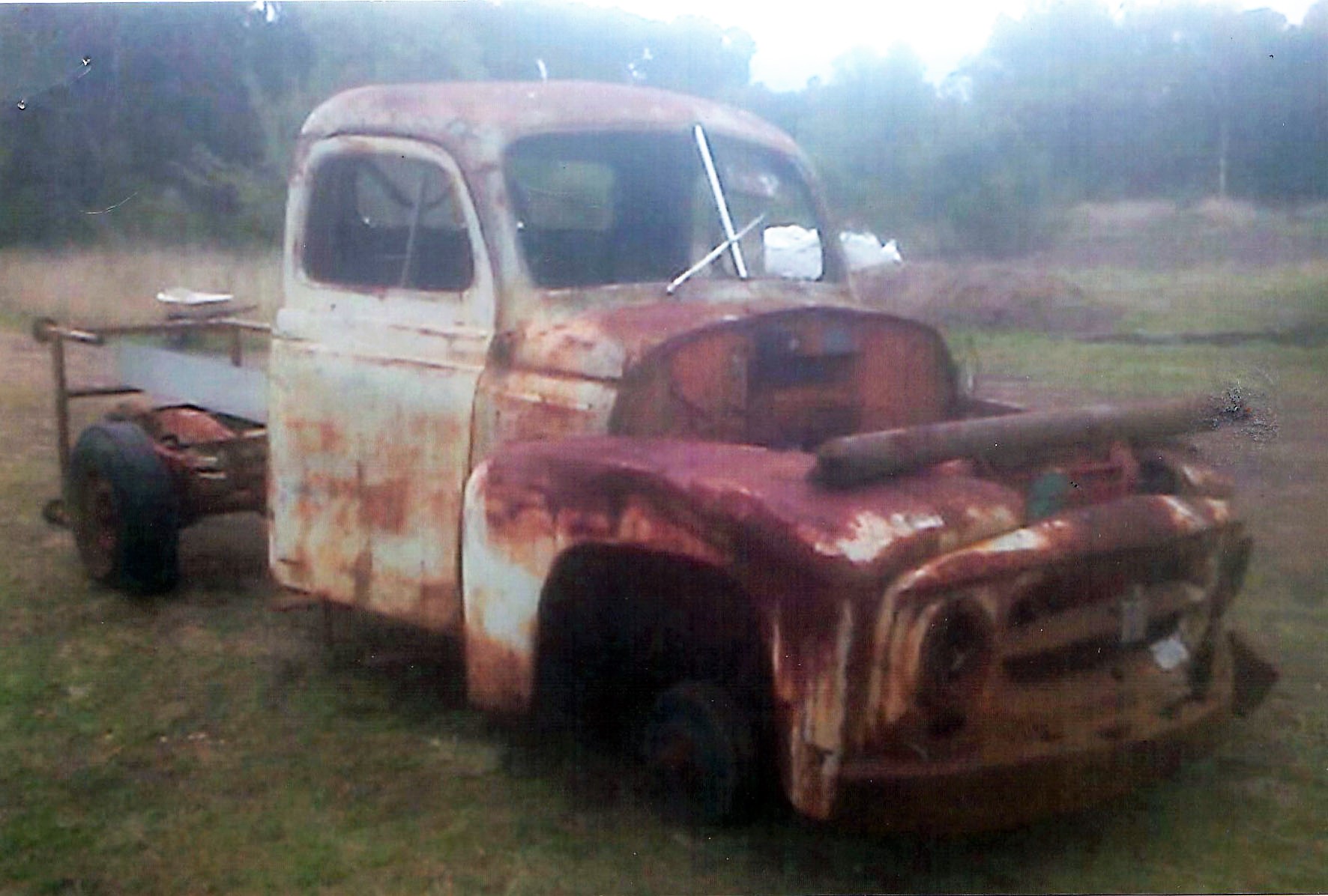 1952 INTERNATIONAL C120 TRUCK