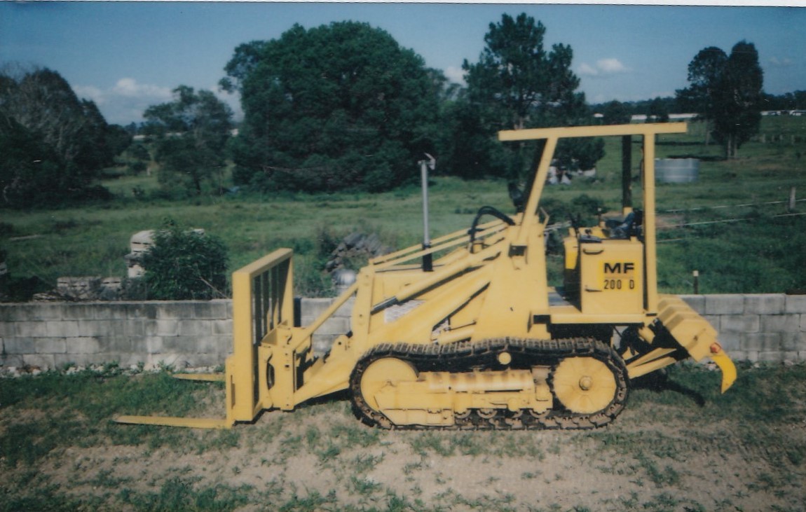 1979 MASSEY FERGUSON DROTT 200C