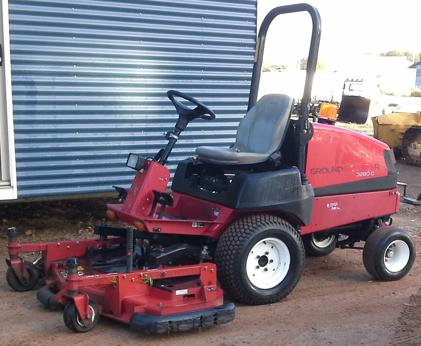 TORO GROUNDMASTER 3280D
