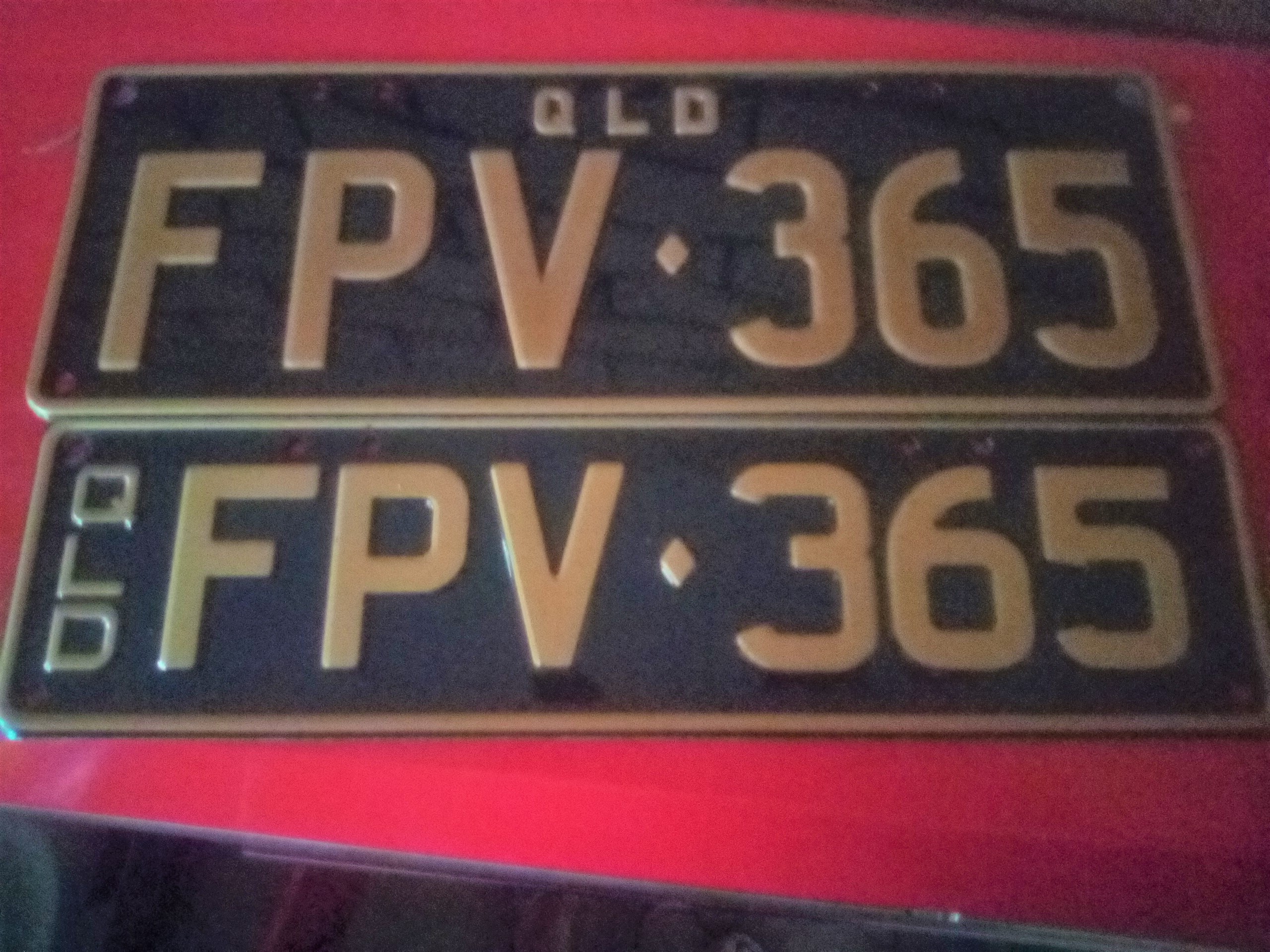 NUMBER PLATES: FPV365 