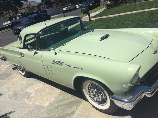 1957 FORD THUNDERBIRD CONVERTIBLE