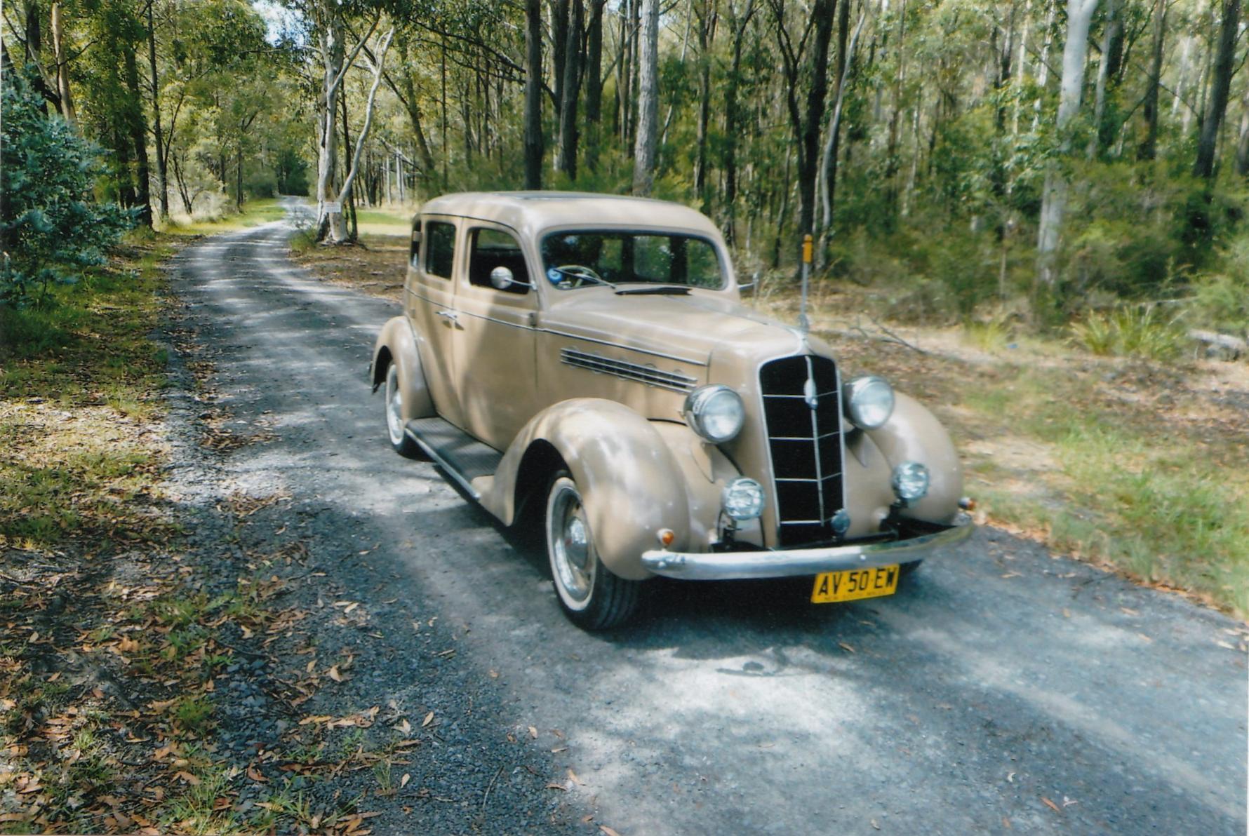1935 PLYMOUTH PJ SEDAN