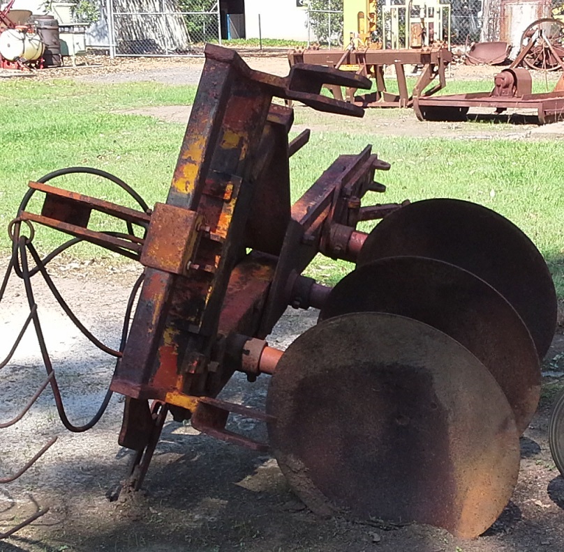 DON TROFT 3 FURROW DISC PLOUGH