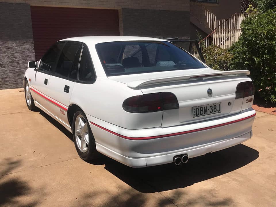 1995 HOLDEN COMMODORE VS SS SEDAN