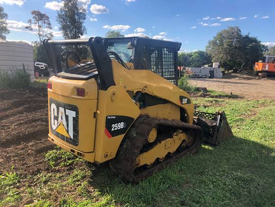 2011 CAT 259-B3 dozer,