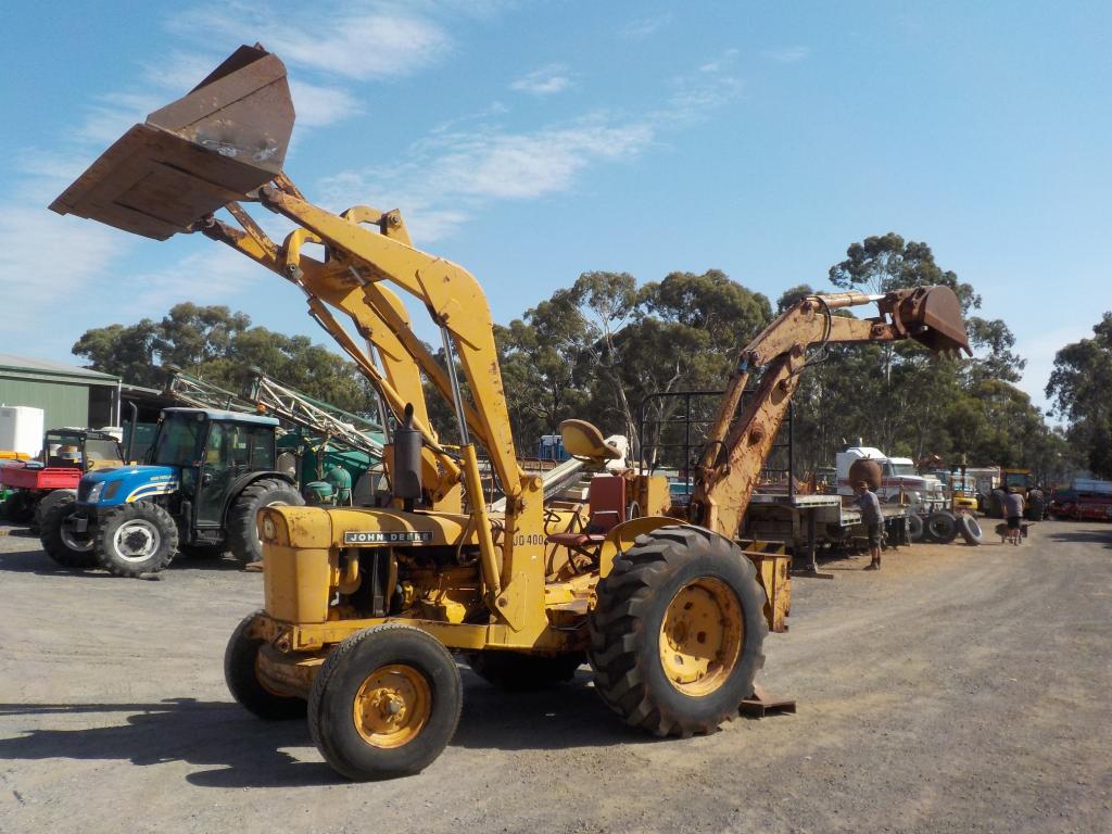 John Deere 400 Front End Loader/Back Hoe FEL