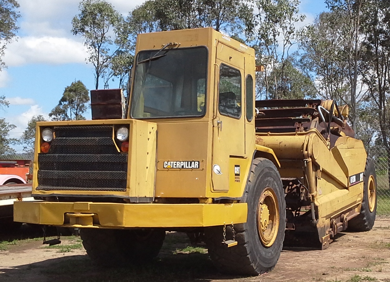 Caterpillar 613B Scraper