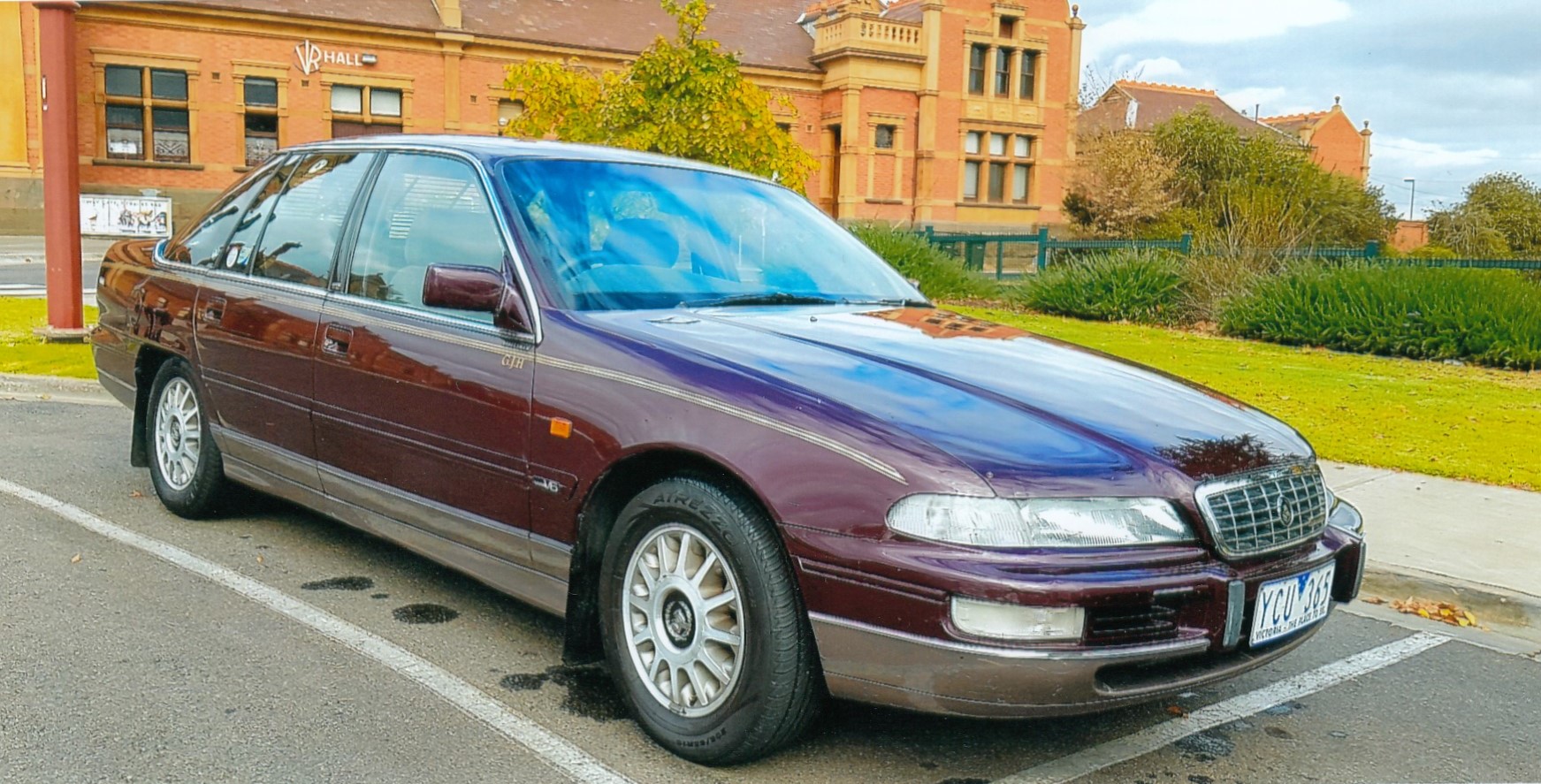 1995 HOLDEN STATESMAN SERIES I SEDAN