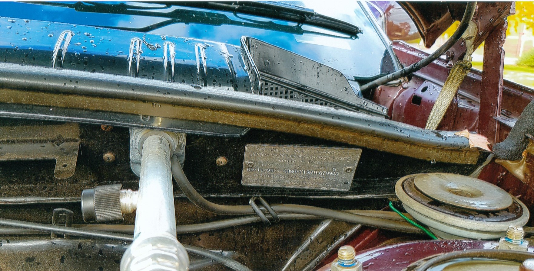 1995 HOLDEN STATESMAN SERIES I SEDAN