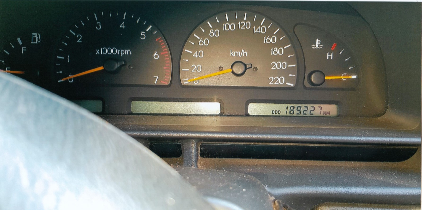 1995 HOLDEN STATESMAN SERIES I SEDAN