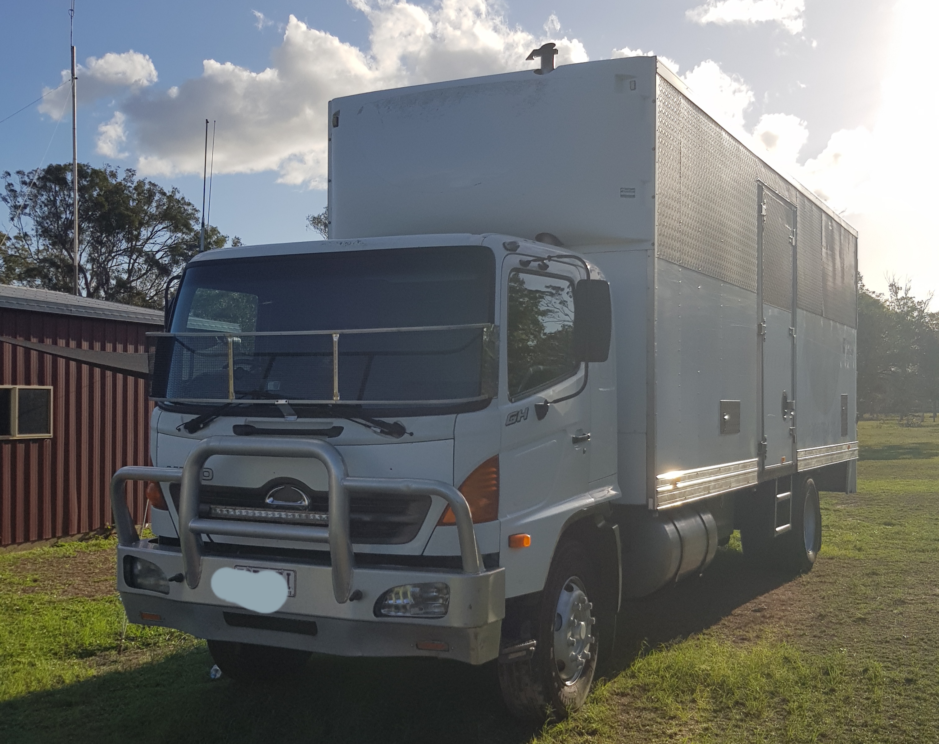 2005 HINO GH1J FURNITURE PANTECH 