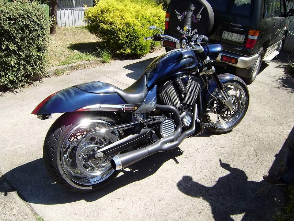 2009 VICTORY HAMMER S CRUISER