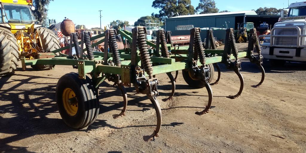 HORWOOD BAGSHAW 13 TYNE CHISEL PLOUGH