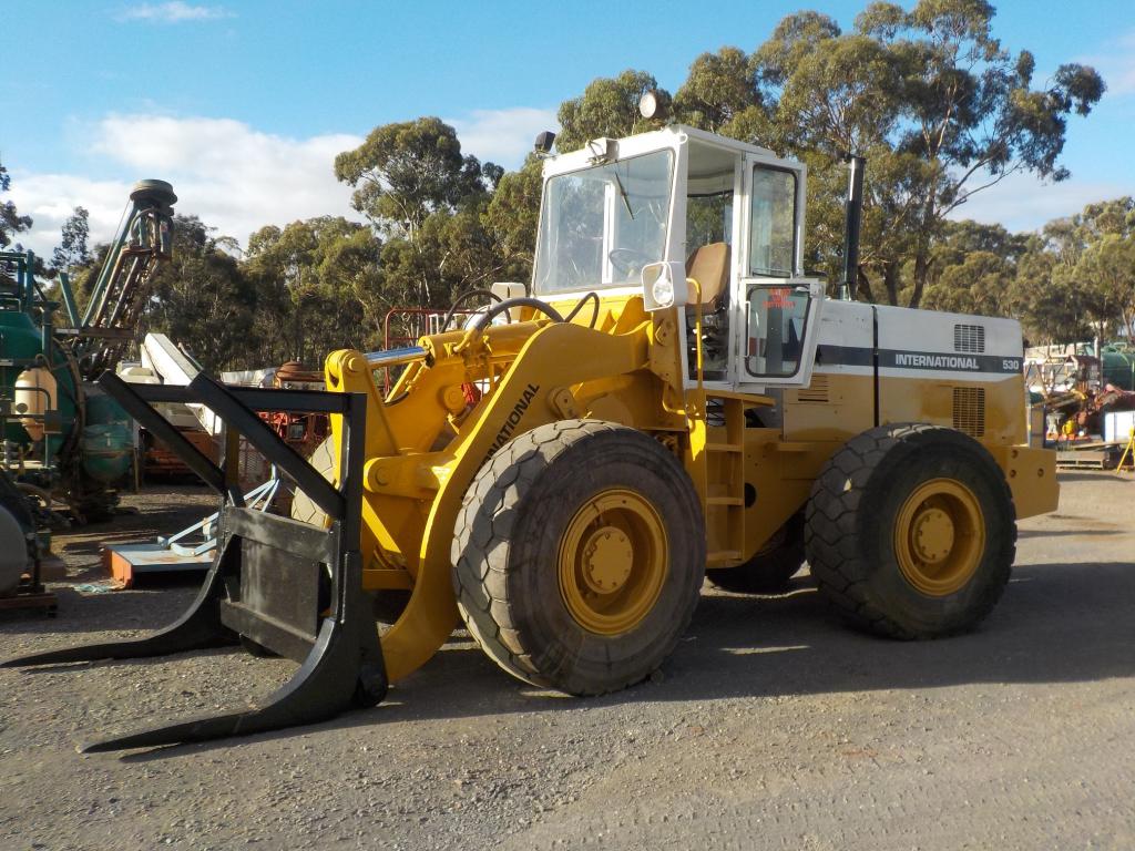 INTERNATIONAL 530