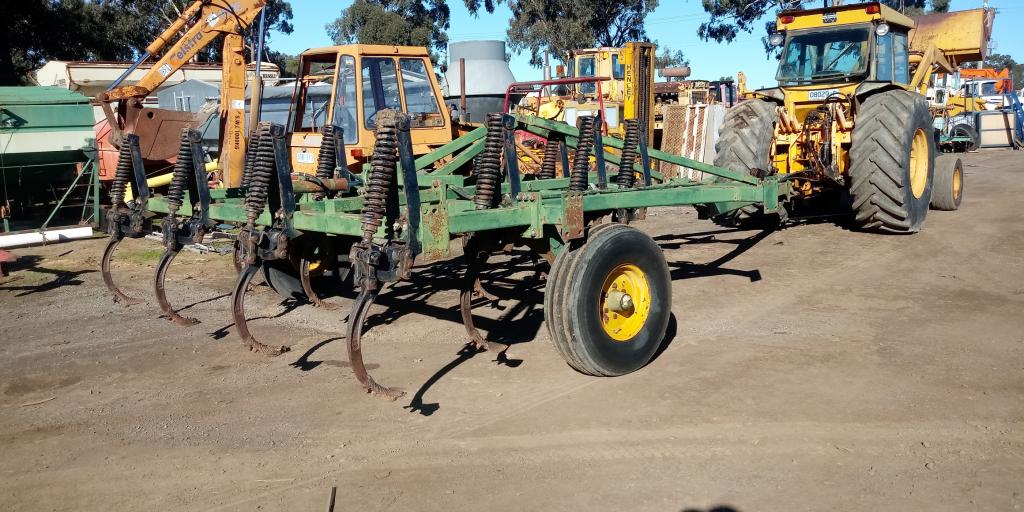 HORWOOD BAGSHAW 13 TYNE CHISEL PLOUGH