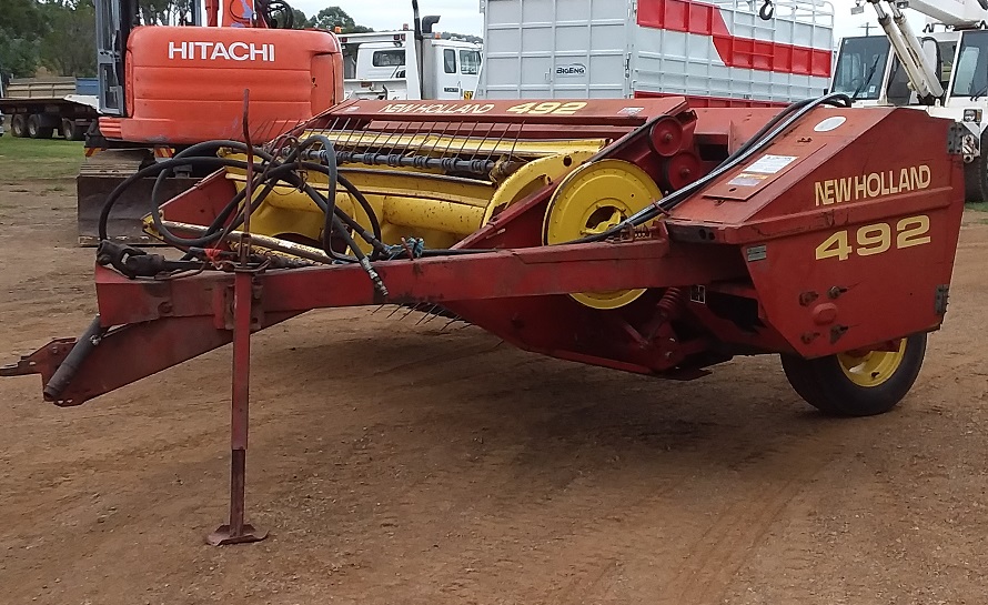 New Holland 492 Mower Conditioner