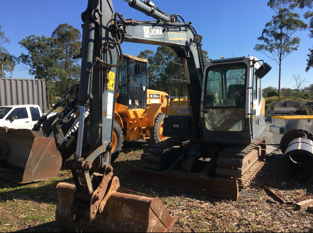 JCMA 7 Ton Excavator