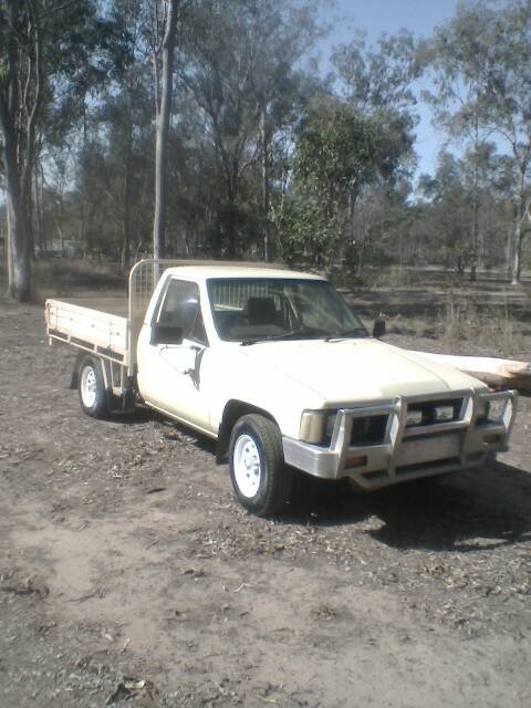 1985 TOYOTA HILUX UTILITY
