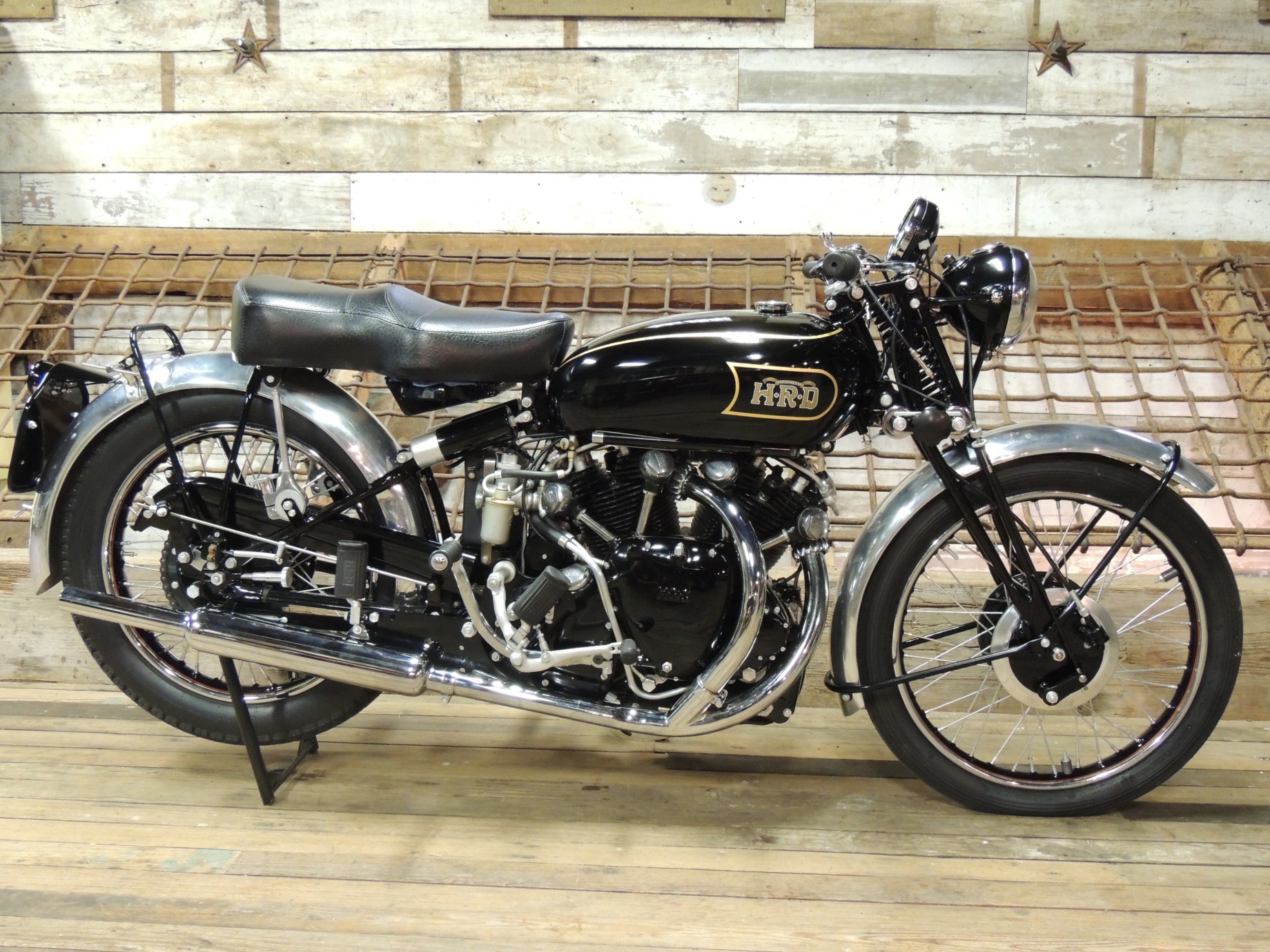 1948 Vincent Series ‘B’ Black Shadow 