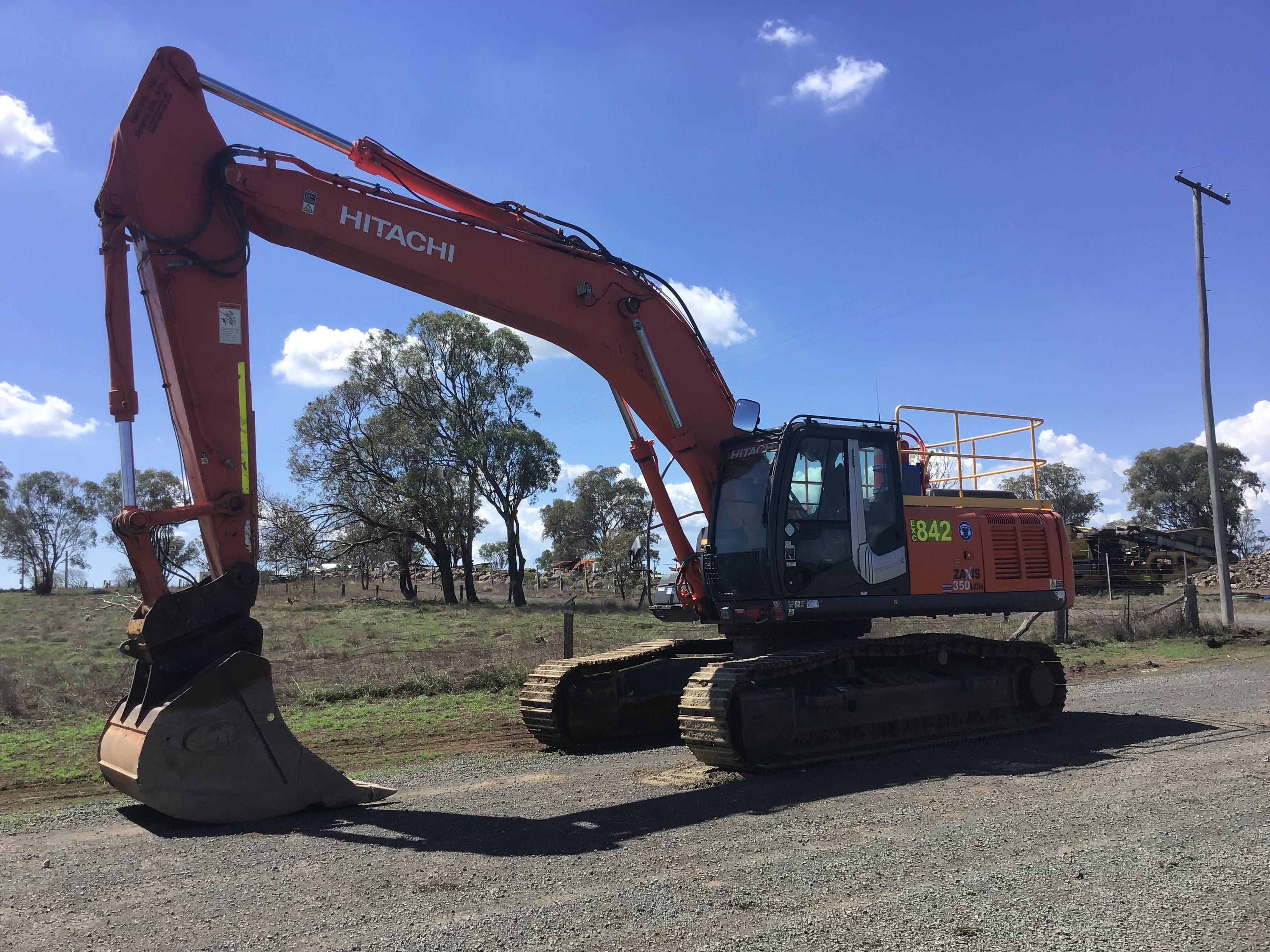 HITACHI ZAXIS 350LCN excavator