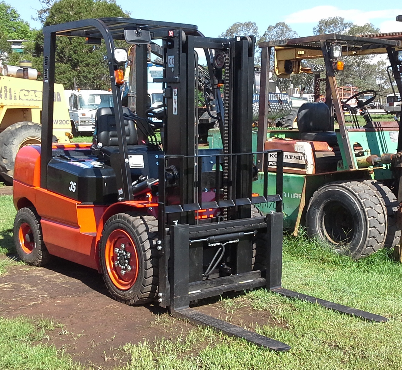 2017 Redlift 3.5 Ton Forklift