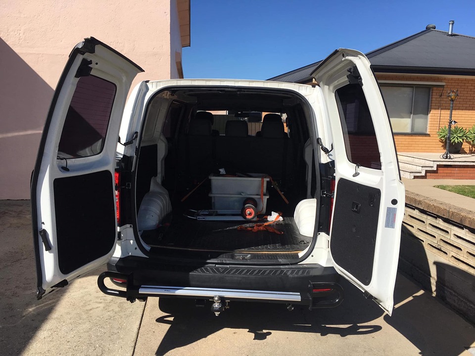 2009 HYUNDAI ILOAD VAN/CREW CAB