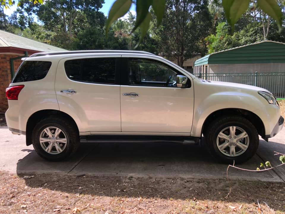2015 ISUZU MUX 4X4
