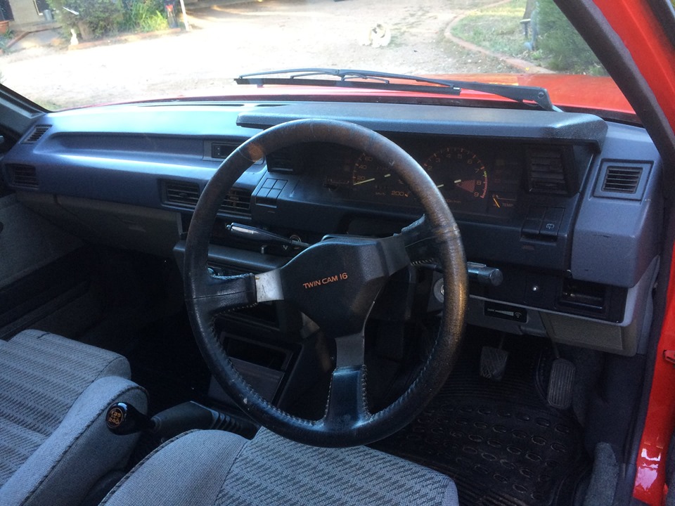 1987 TOYOTA COROLLA 