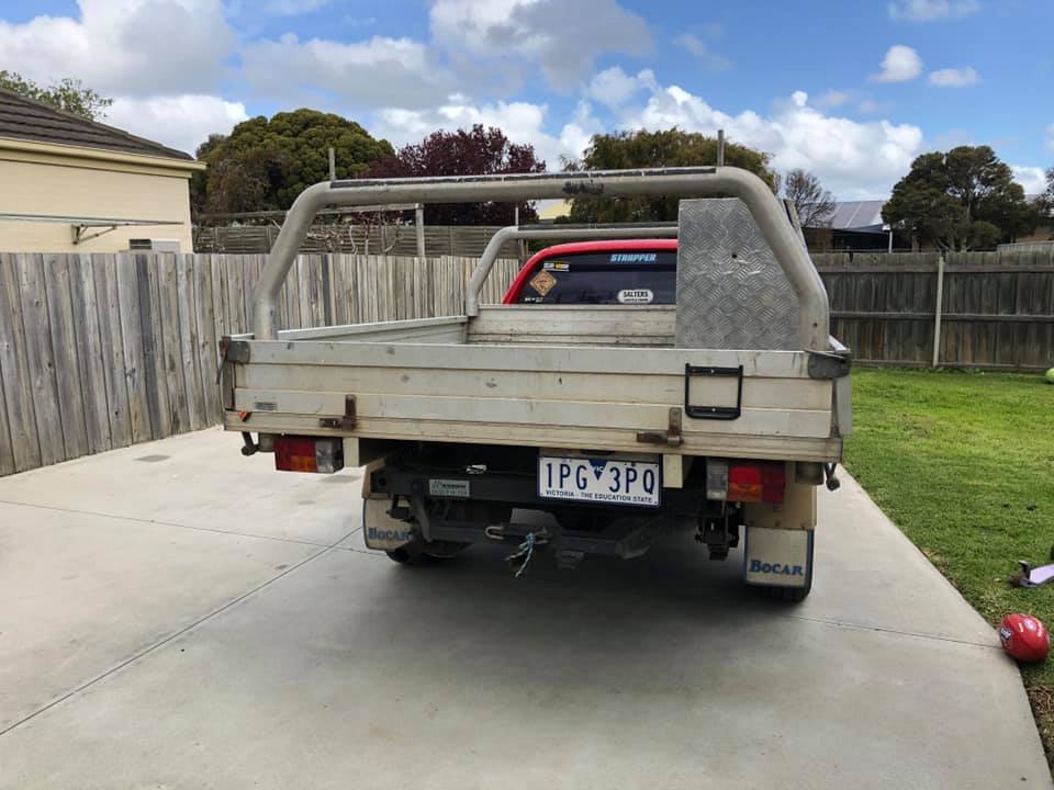 2003 HOLDEN COMMODORE VY ONE TONNER