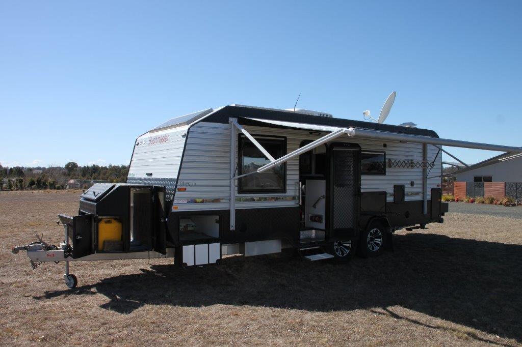 2016 BUSHMASTER BLUE GUM OFF ROAD CARAVAN