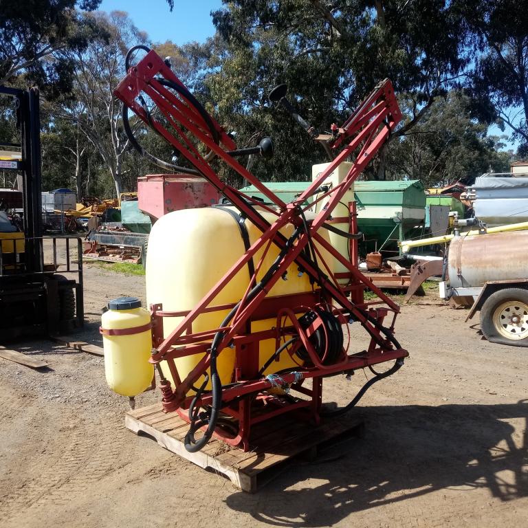 HARDI BOOM SPRAY UNIT