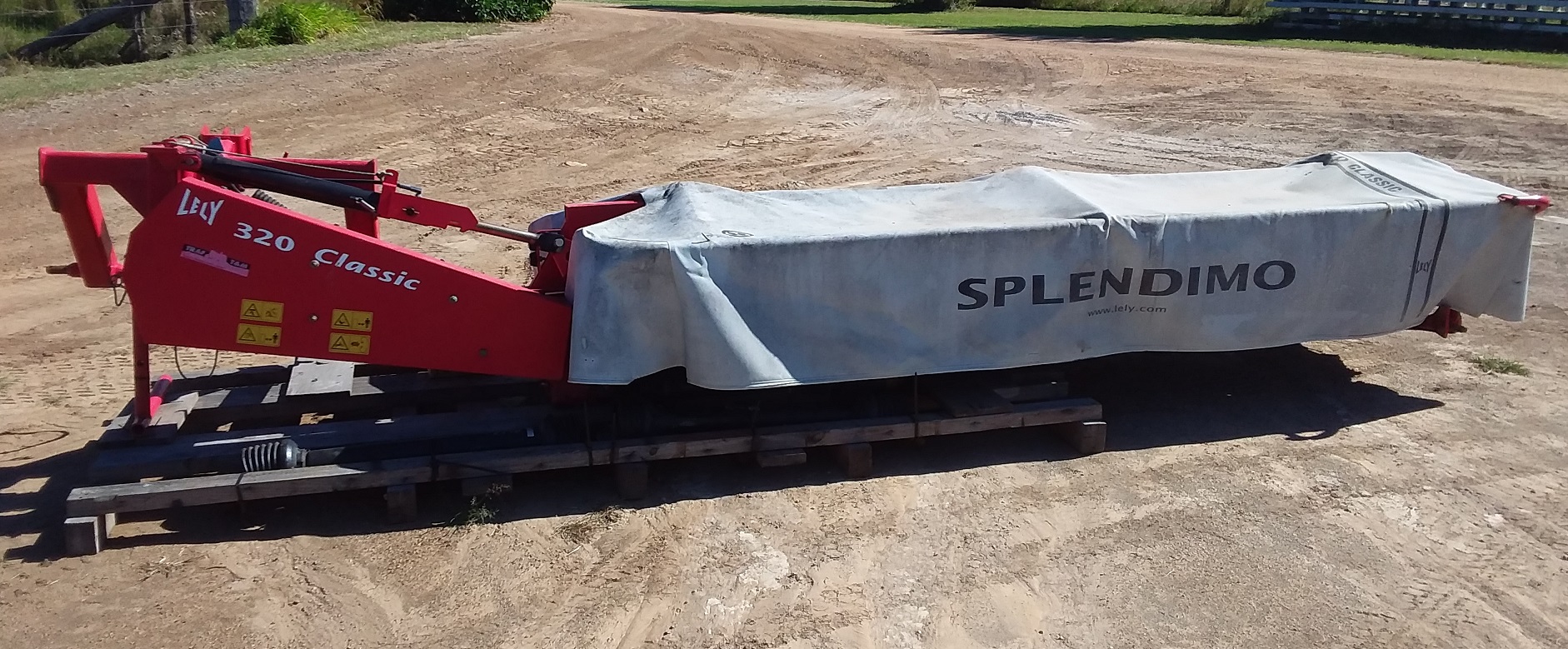 Lely 320 Classic Mowers