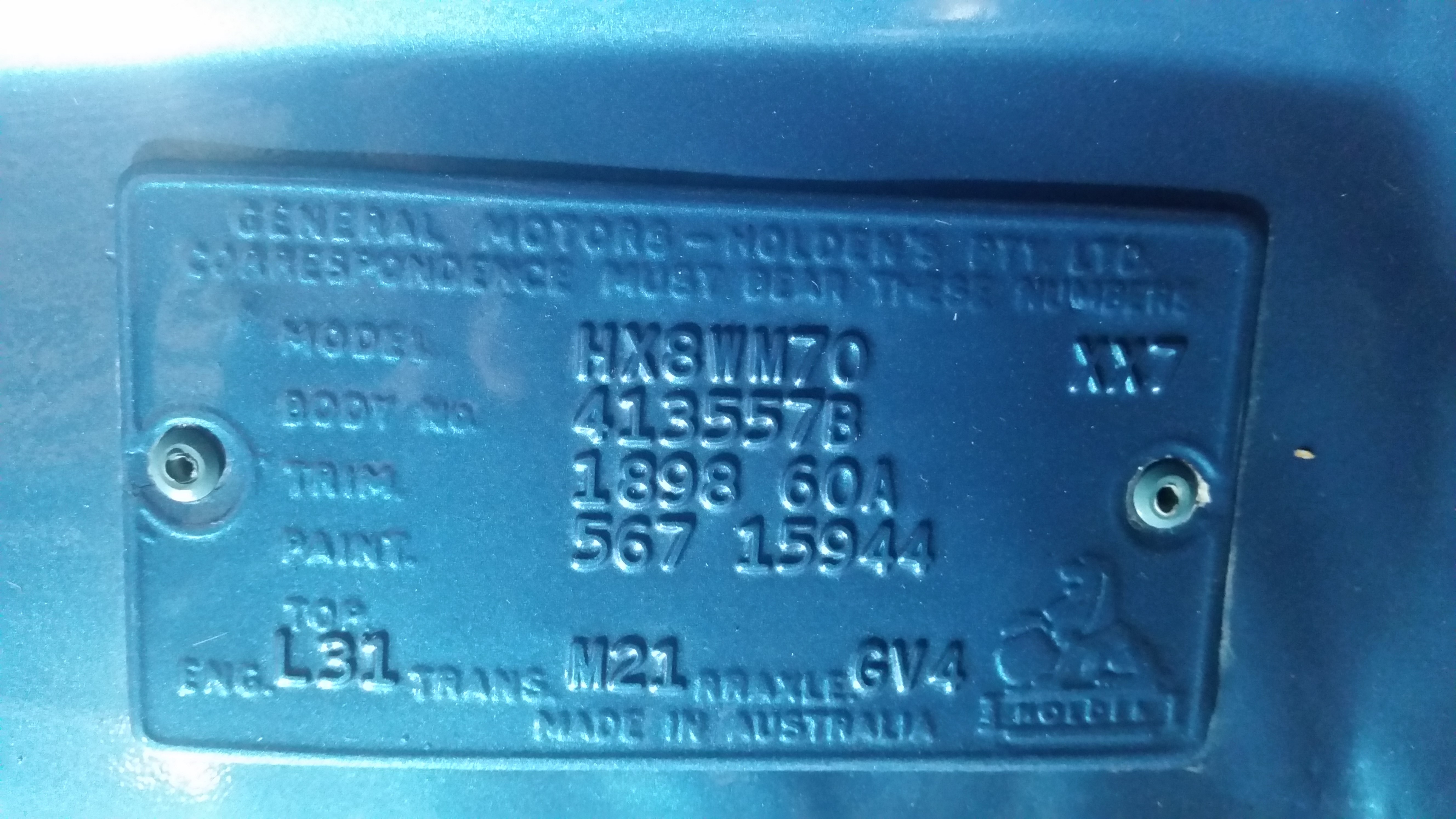 1977 HOLDEN SANDMAN HX PANEL VAN