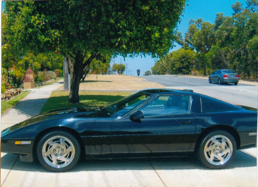 1989 CHEVROLET CORVETTE C4 COUPE