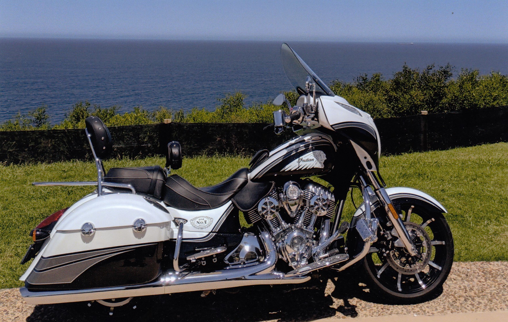 2017 INDIAN CHIEFTAIN 1800CC