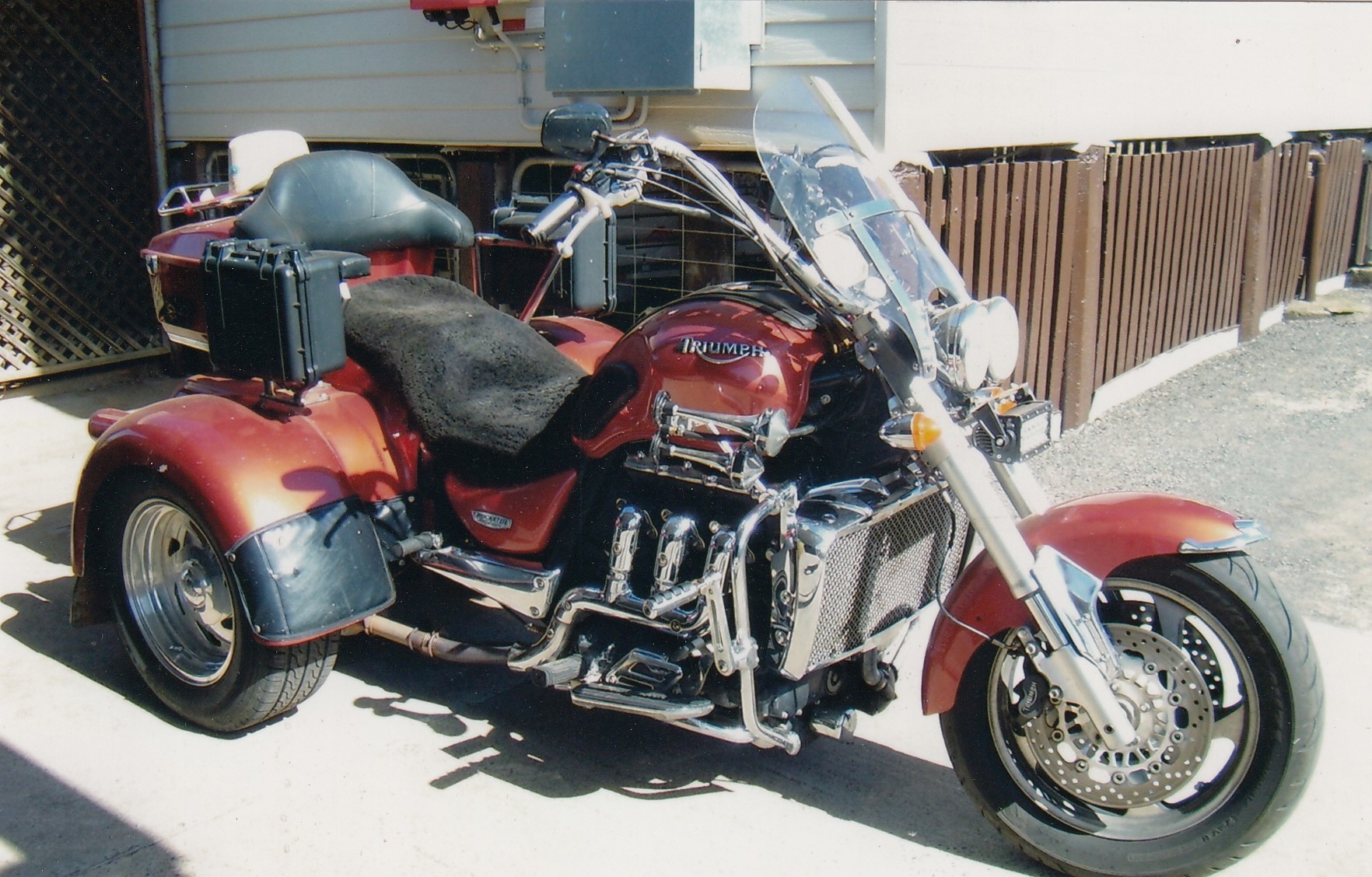 2007 TRIUMPH ROCKET III CLASSIC CRUISER 