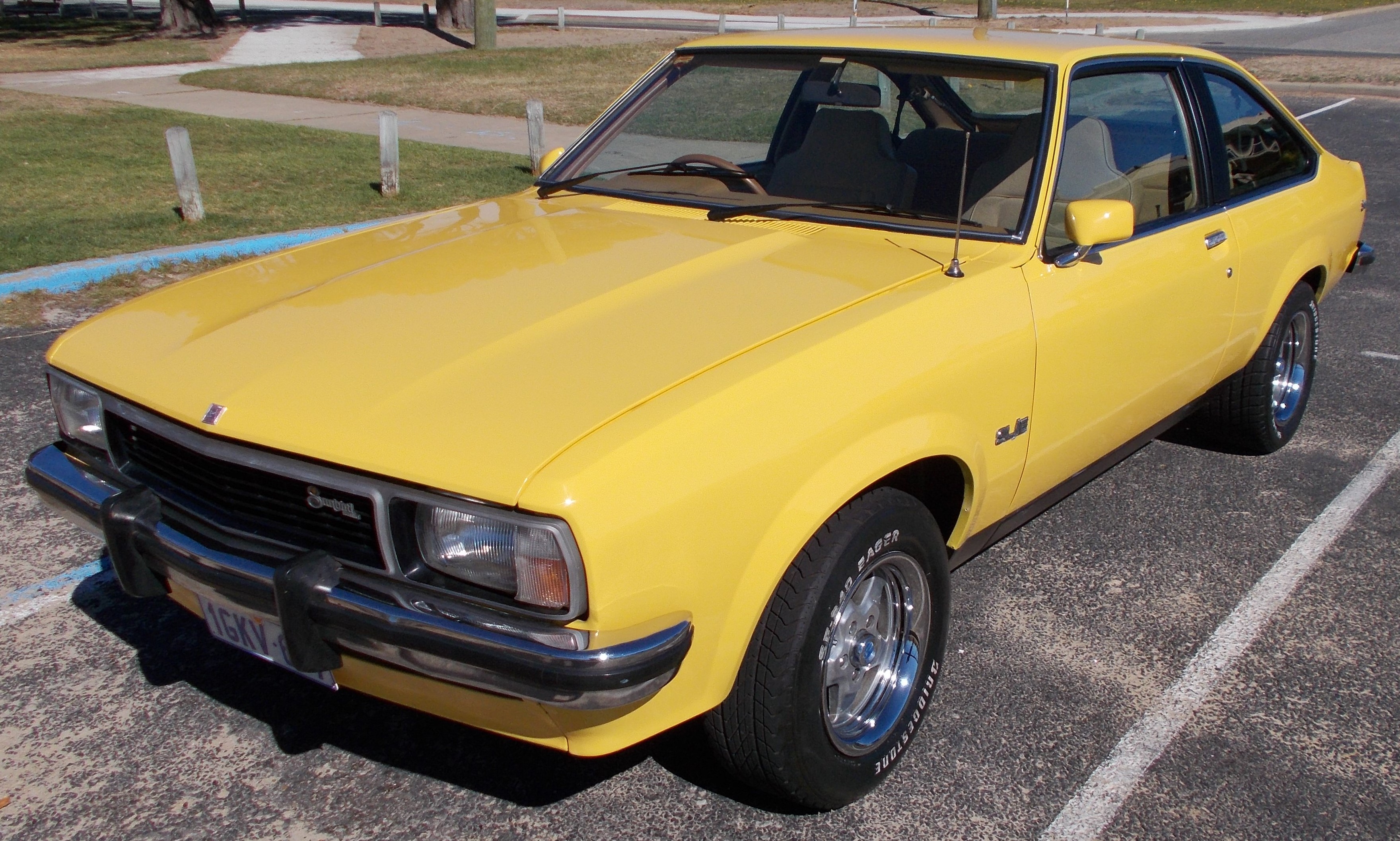 1979 HOLDEN SUNBIRD UC SL/E 2D LIFTBACK 