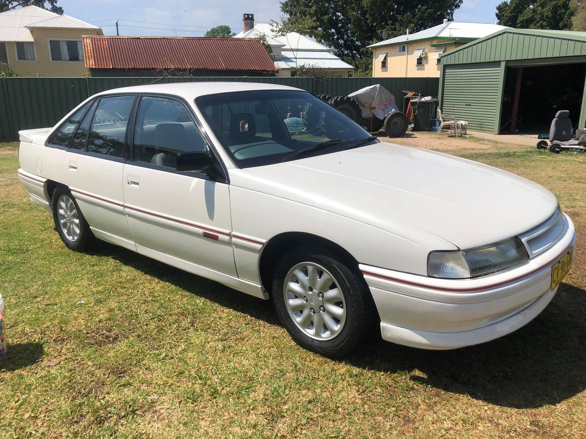 1990 HOLDEN COMMODORE VN SS