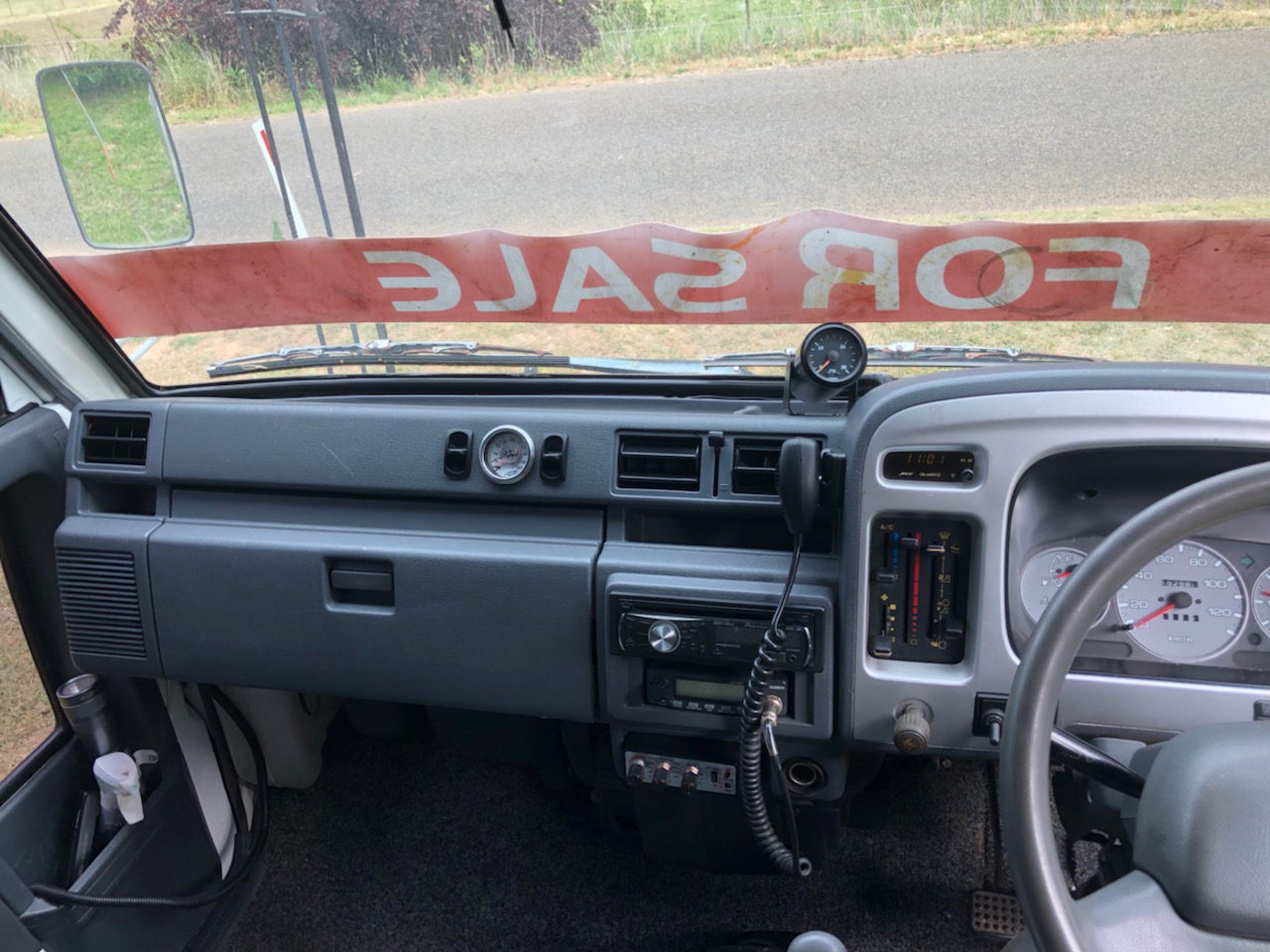 1999 DAIHATSU DELTA CREW CAB