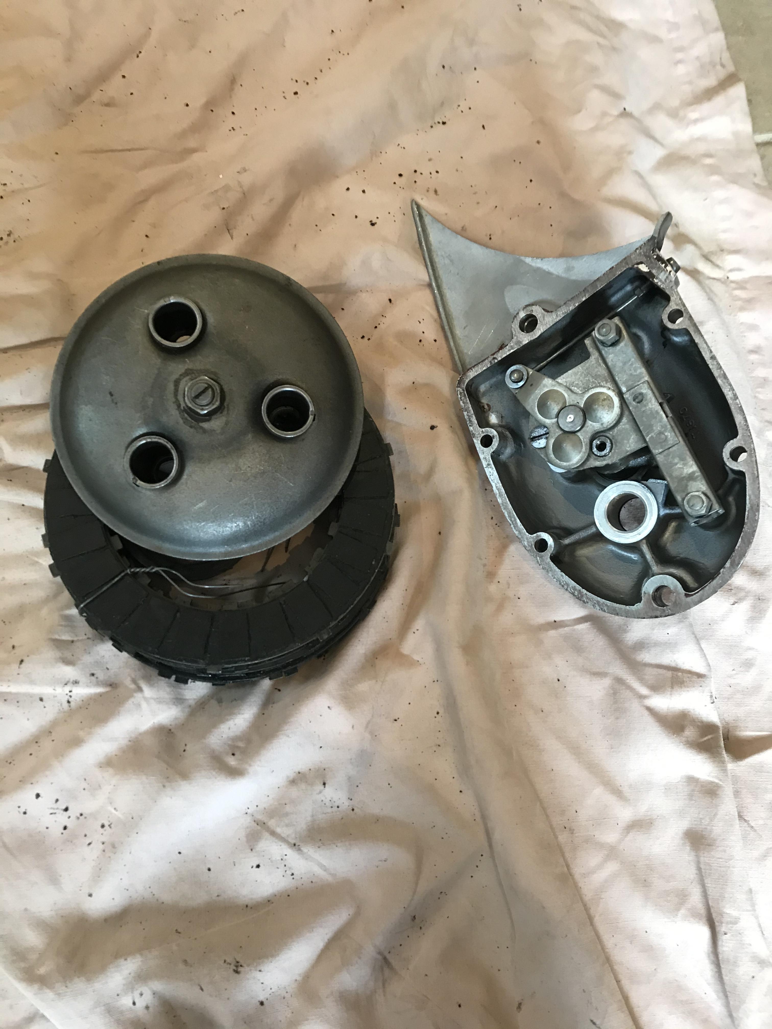 TRIUMPH 500 TWIN ENGINE PARTS 