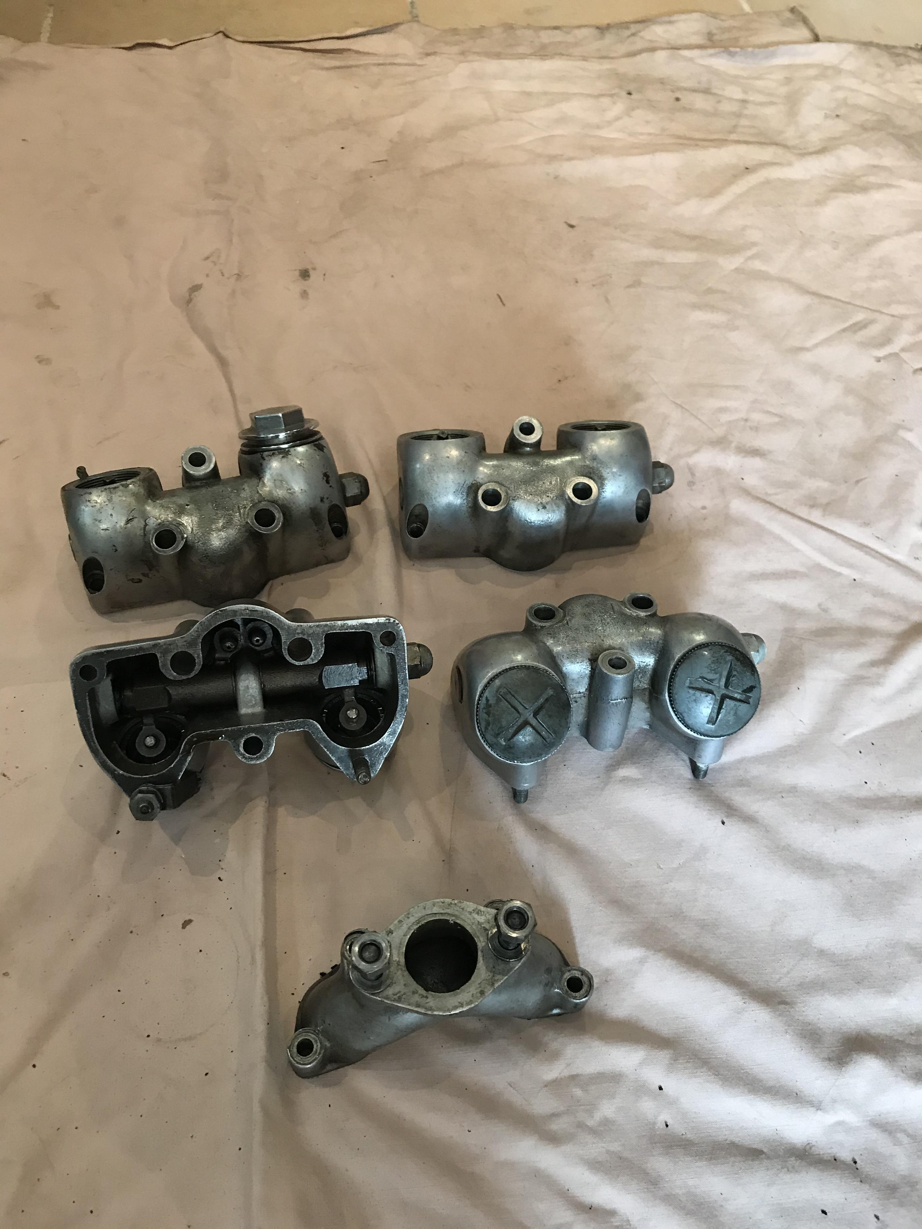 TRIUMPH 500 TWIN ENGINE PARTS 
